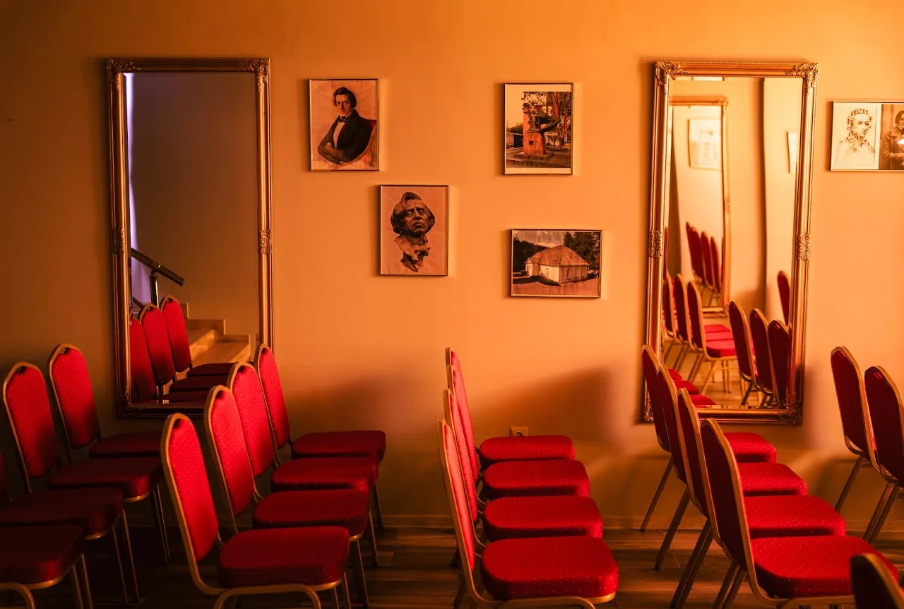 Sala I like Chopin